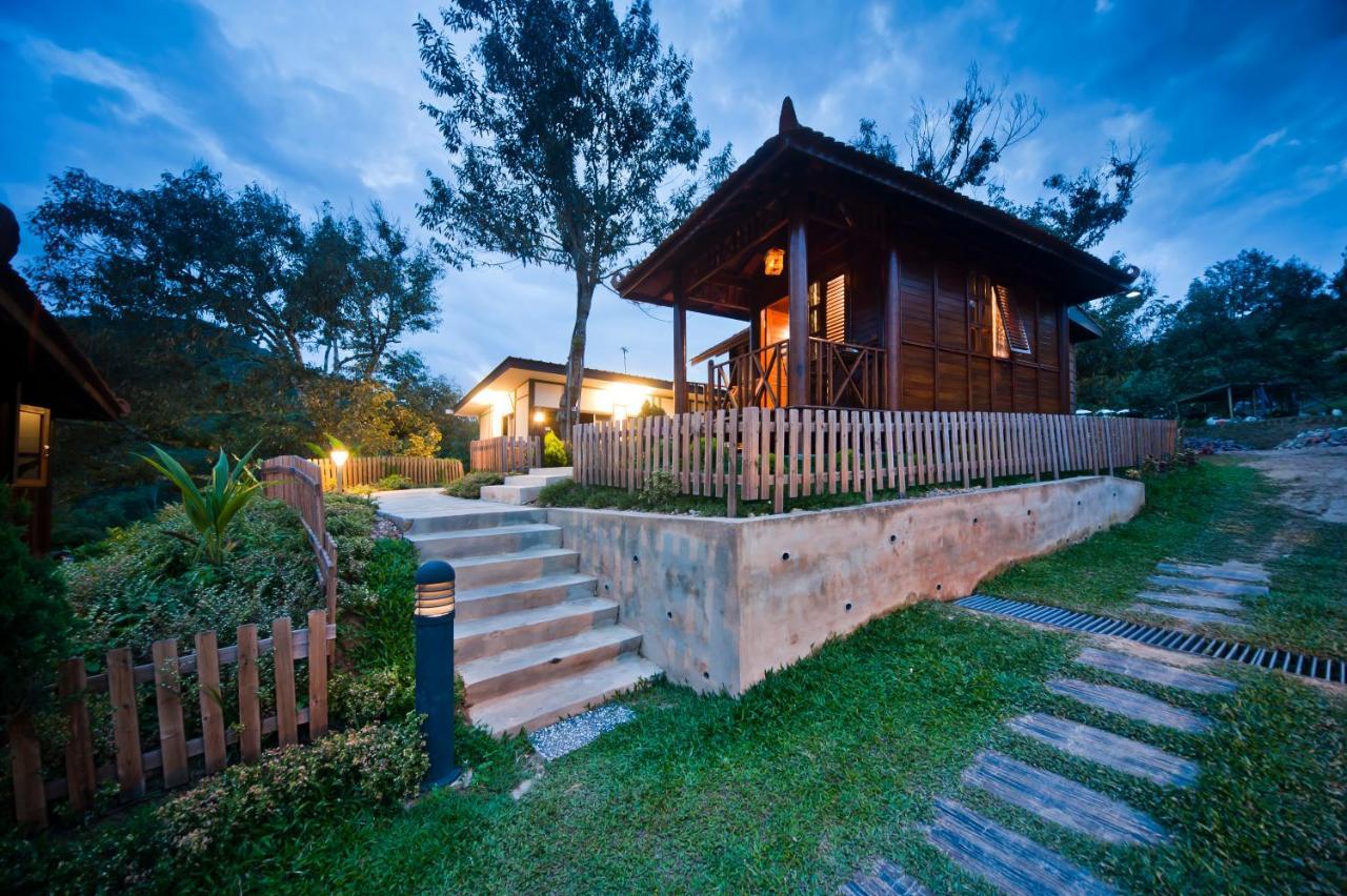 Hotel Bilut Leisure Sdn Bhd à Raub Extérieur photo